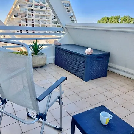 Lumineux Avec Terrasse Et Parking Prive, A 600m De La - Fr-1-716-76 Apartment La Grande-Motte